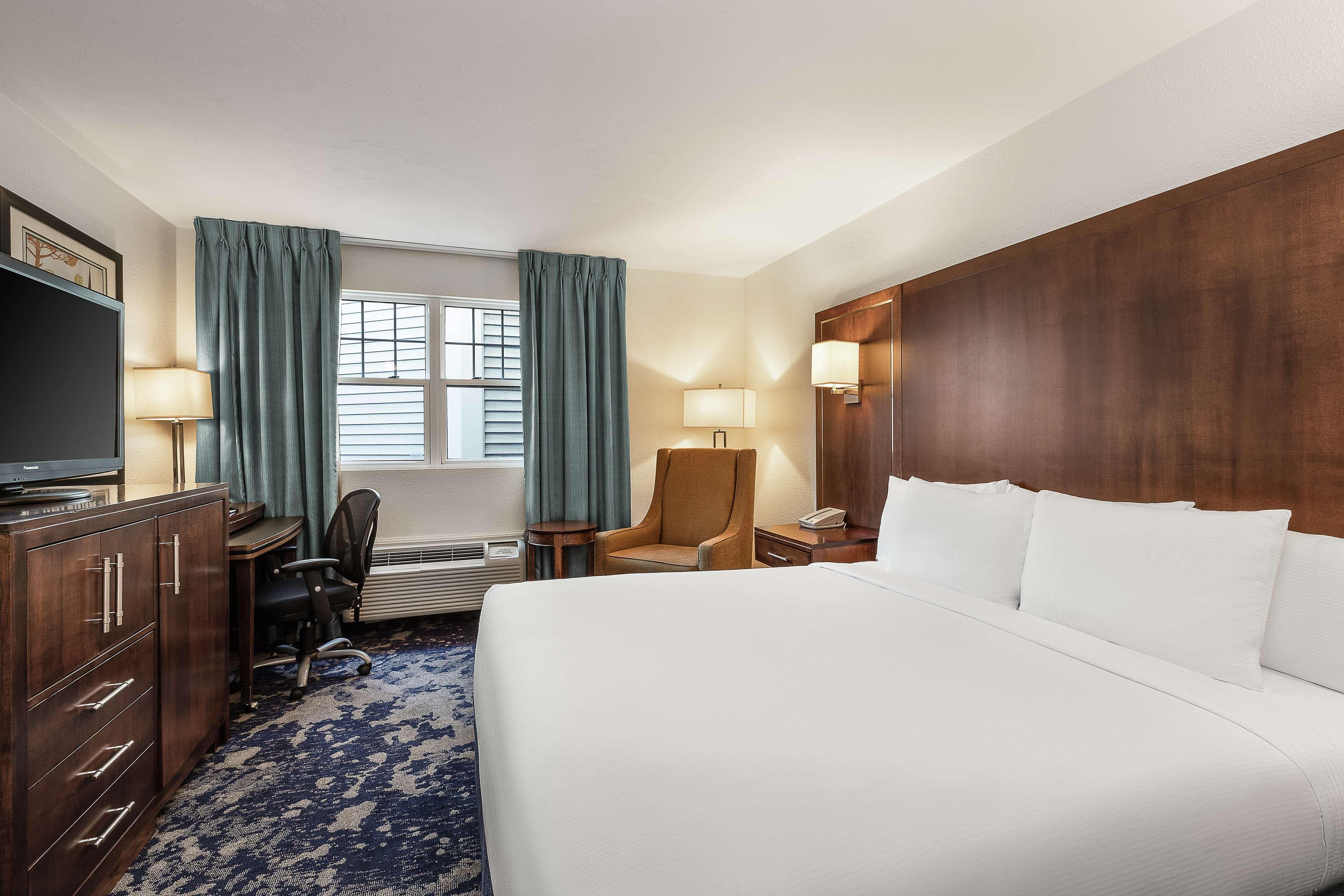 Doubletree By Hilton Cape Cod - Hyannis Exterior foto