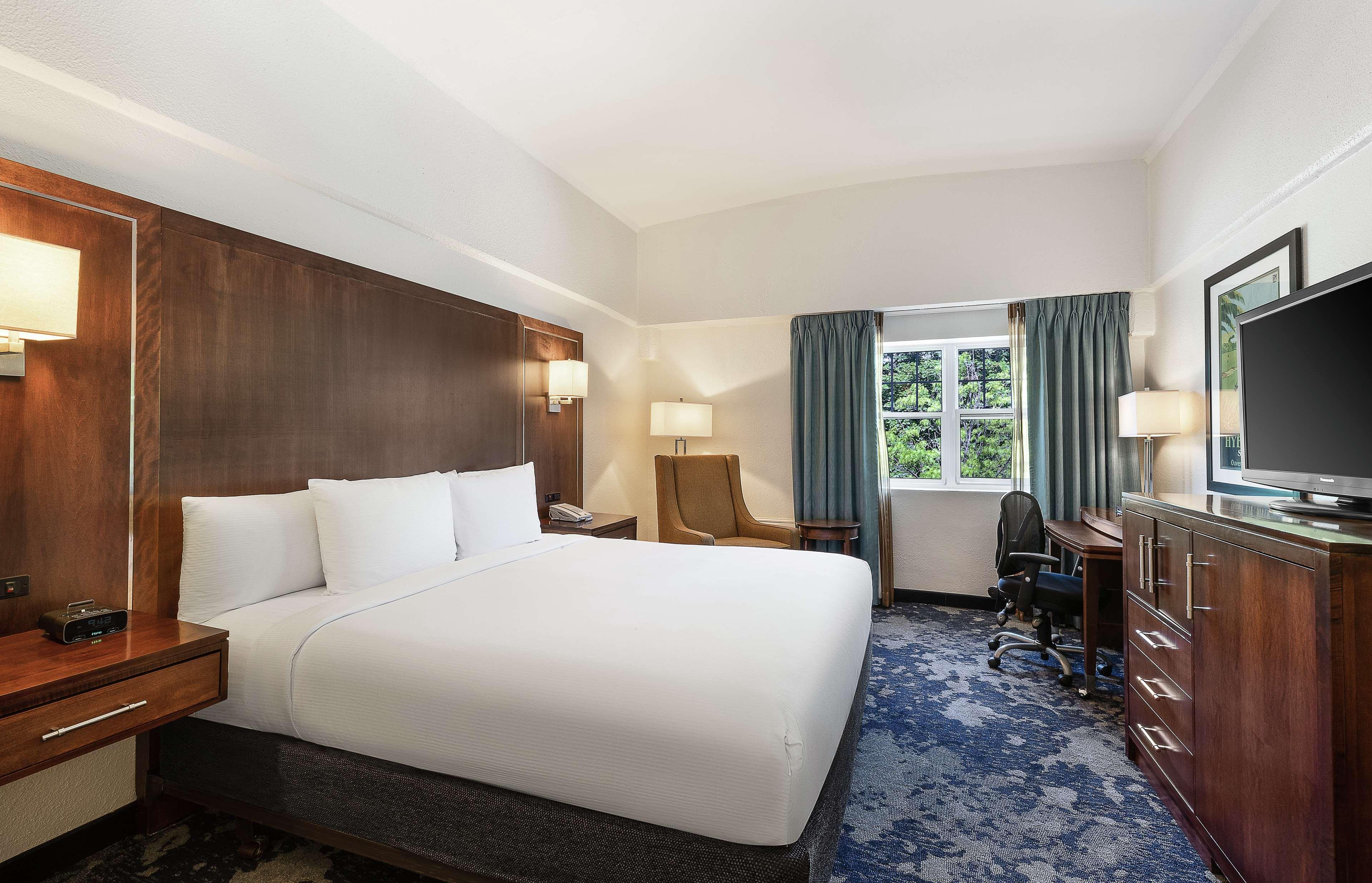 Doubletree By Hilton Cape Cod - Hyannis Exterior foto