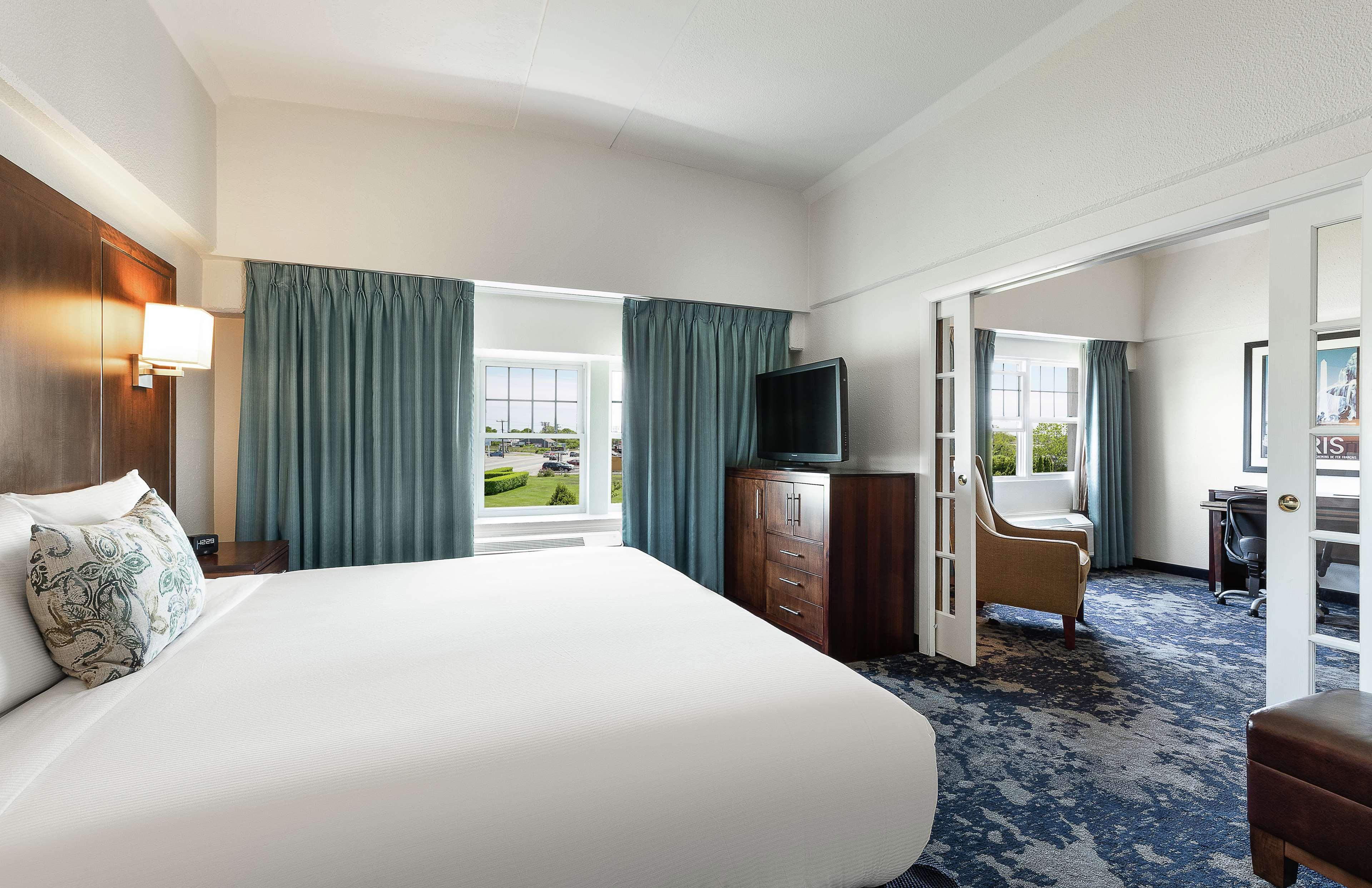 Doubletree By Hilton Cape Cod - Hyannis Exterior foto