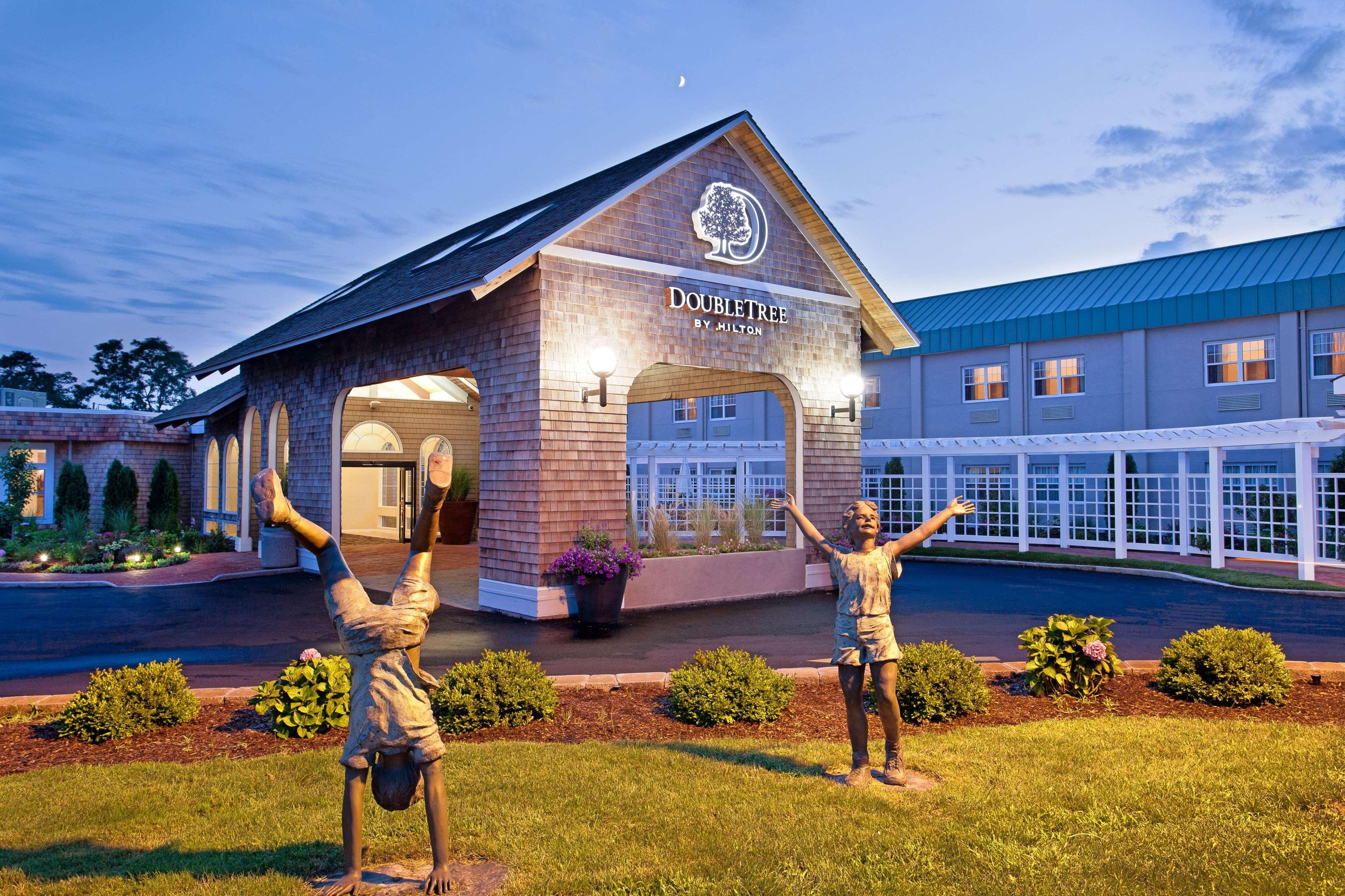 Doubletree By Hilton Cape Cod - Hyannis Exterior foto