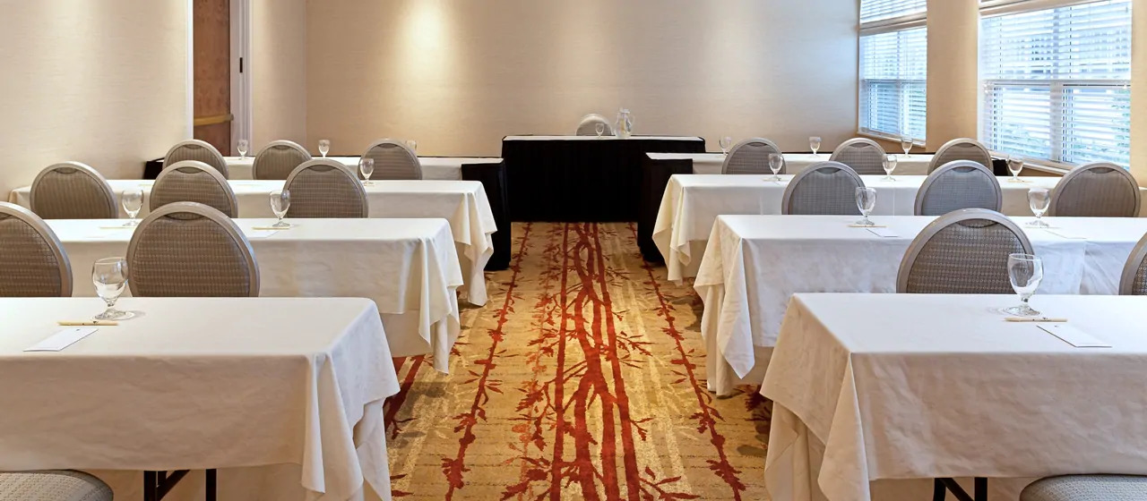 Doubletree By Hilton Cape Cod - Hyannis Exterior foto